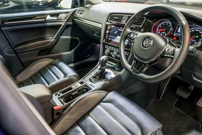 2017 Volkswagen Golf 110TSI Highline 7.5 MY18 Atlantic Blue