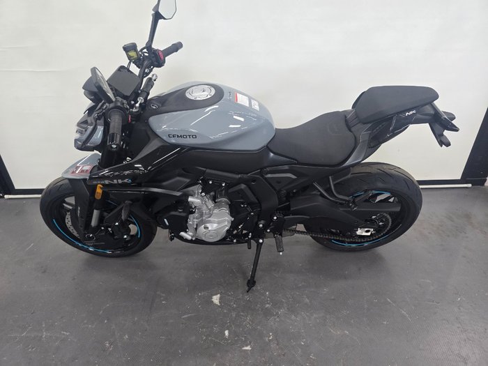 2025 CFMOTO 2025 CF Moto 675CC 675NK ABS TUNDRA GREY