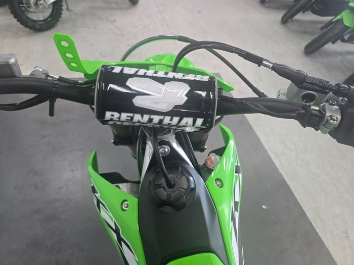 2025 Kawasaki KX450 Green