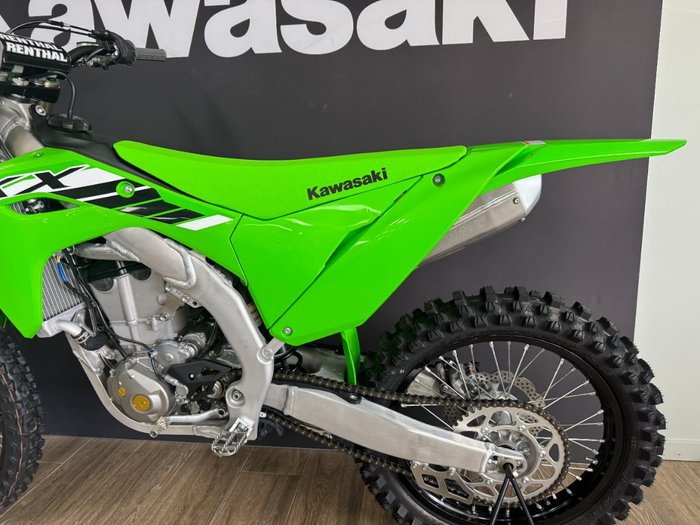 2025 Kawasaki KX450 Green