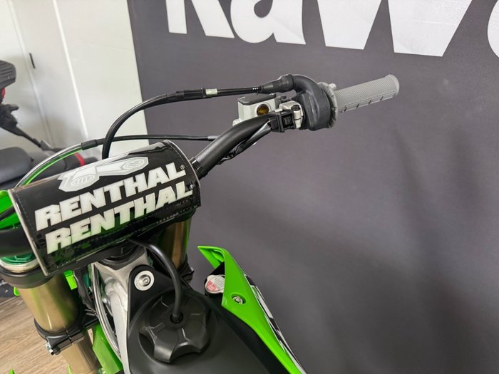 2025 Kawasaki KX450 Green