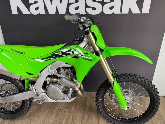 2025 Kawasaki KX450 Green
