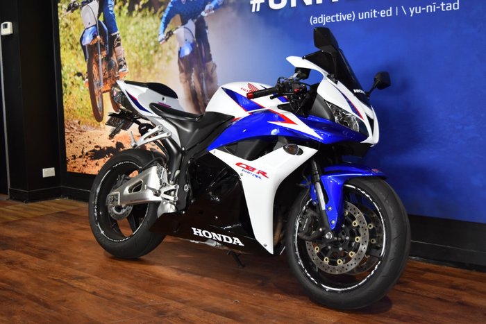 2011 Honda CBR600RR White