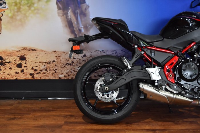 2025 Kawasaki 2025 Kawasaki 650CC Z650L (LAMS) ER650SSFAW SPORTS Black