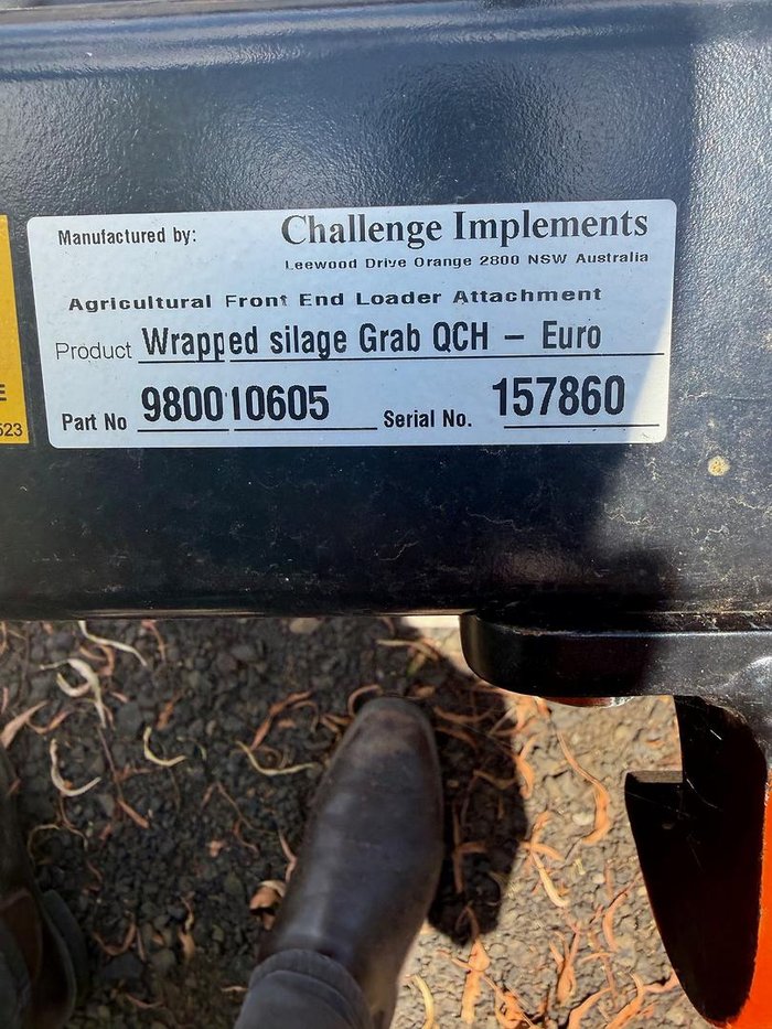 2025 Challenge Implements Wrapped Silage Grab