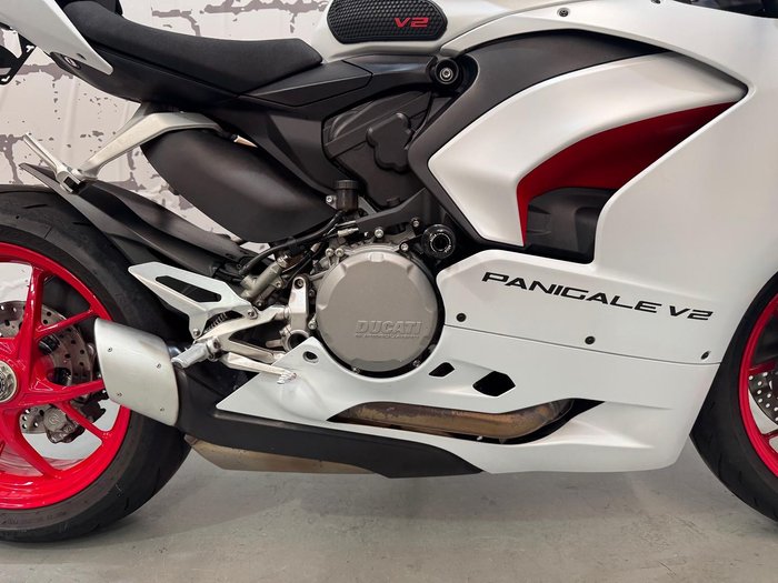 2020 Ducati Panigale V2 Panigale White