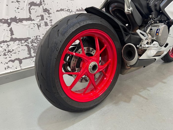 2020 Ducati Panigale V2 Panigale White