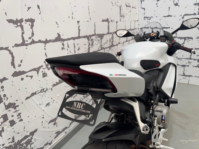 2020 Ducati Panigale V2 Panigale White