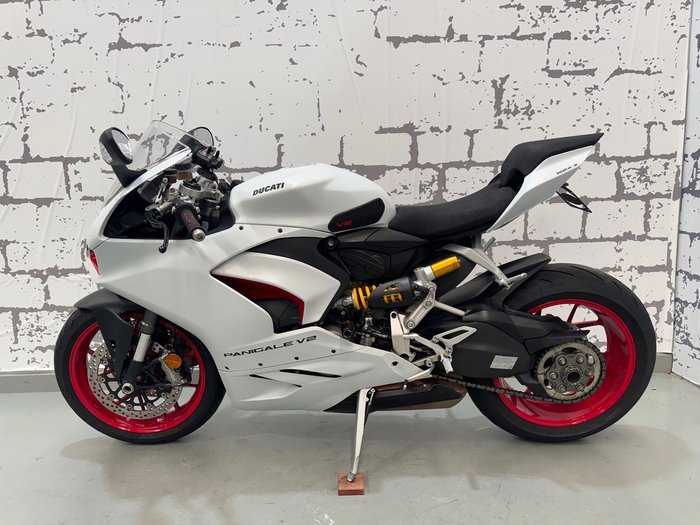 2020 Ducati Panigale V2 Panigale White
