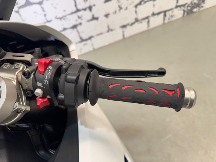 2020 Ducati Panigale V2 Panigale White