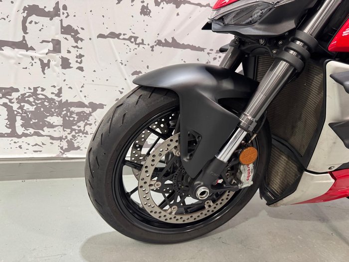 2020 Ducati Streetfighter V4 Streetfighter Red