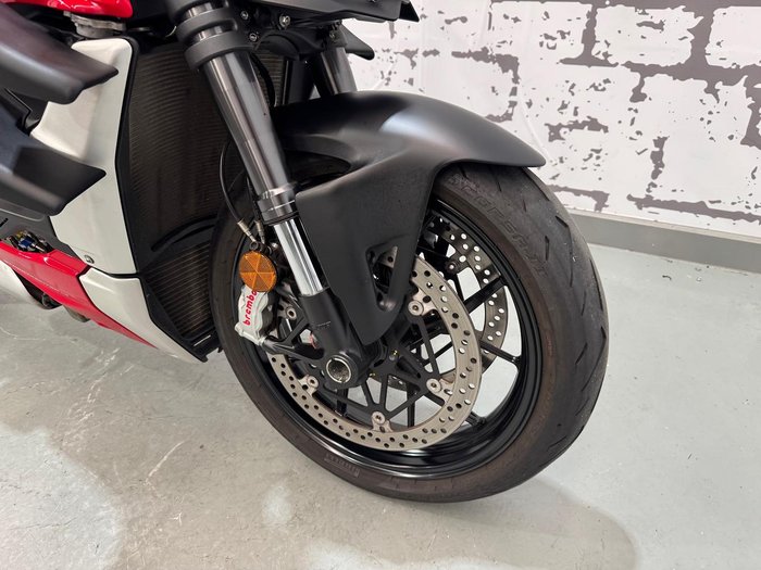 2020 Ducati Streetfighter V4 Streetfighter Red