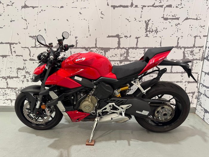 2020 Ducati Streetfighter V4 Streetfighter Red