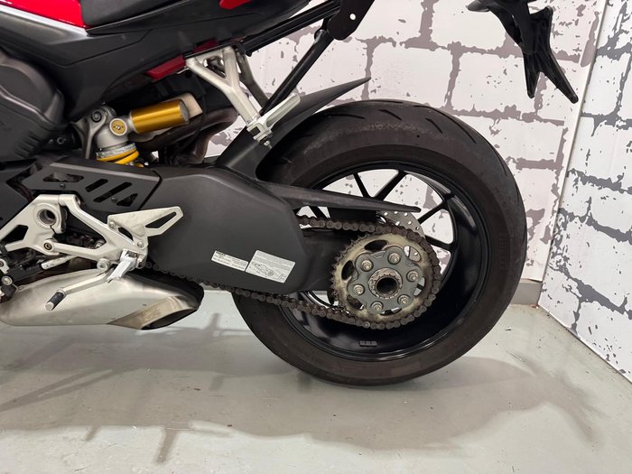 2020 Ducati Streetfighter V4 Streetfighter Red