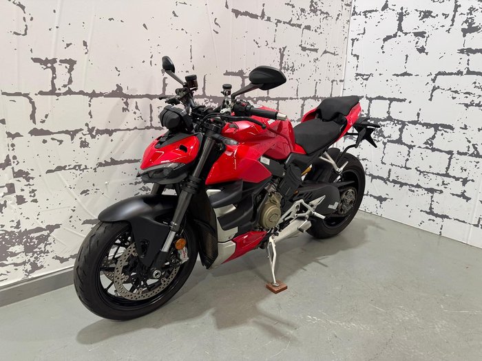 2020 Ducati Streetfighter V4 Streetfighter Red