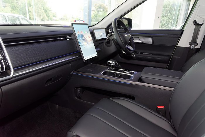 2025 Jaecoo J7 Track