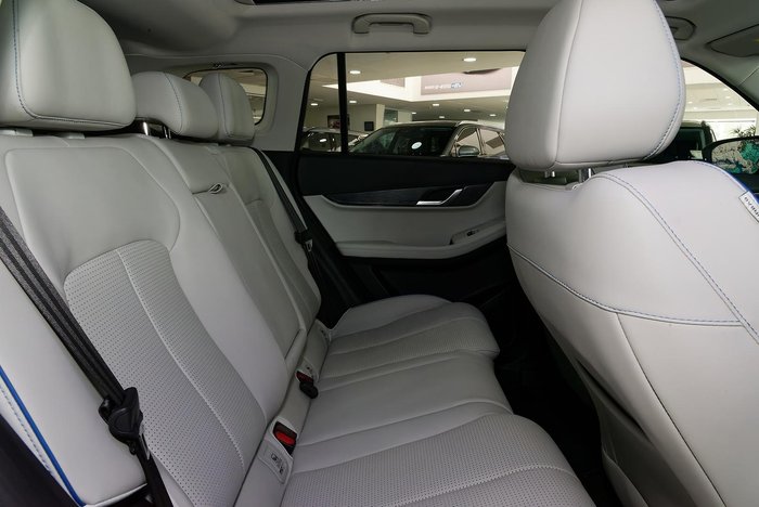 2025 Jaecoo J5 EV Summit