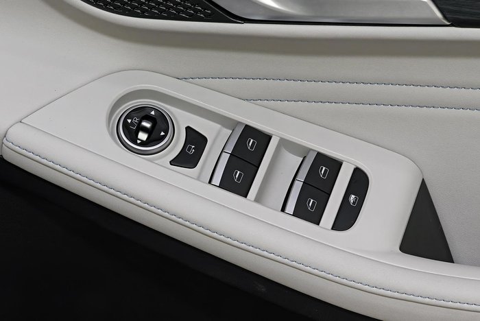 2025 Jaecoo J5 EV Summit