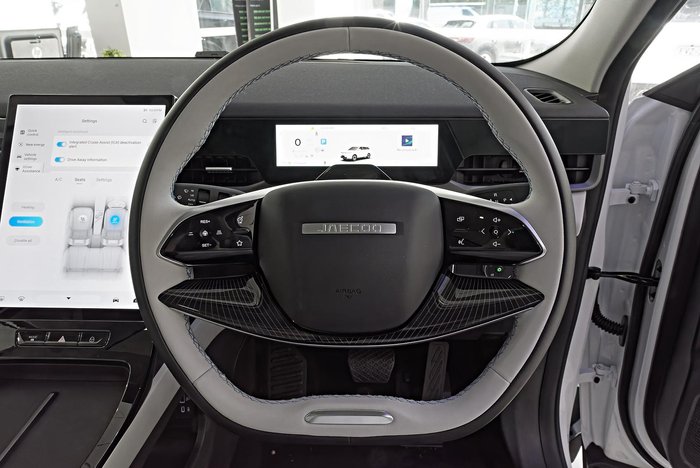 2025 Jaecoo J5 EV Summit