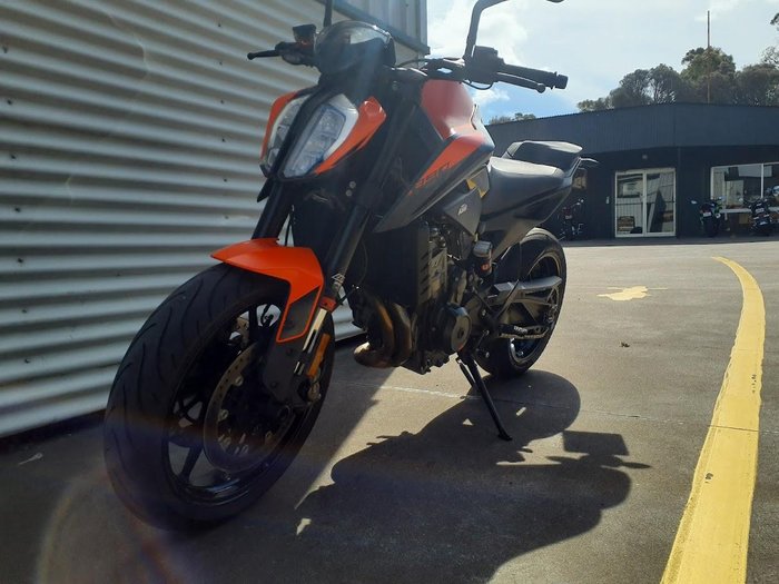 2022 KTM 890 Duke Duke
