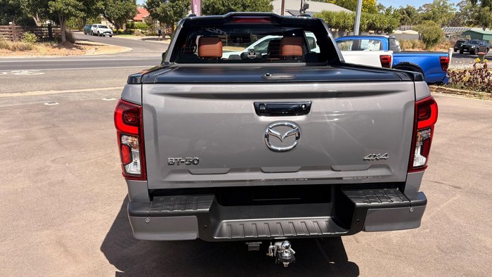 2025 Mazda BT-50 SP