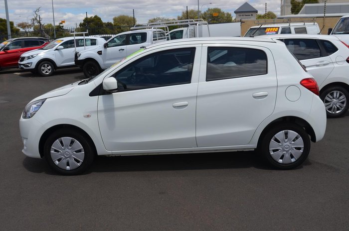 2015 Mitsubishi Mirage ES