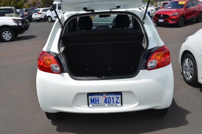 2015 Mitsubishi Mirage ES