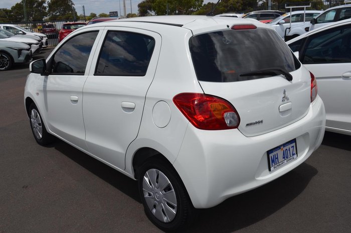 2015 Mitsubishi Mirage ES