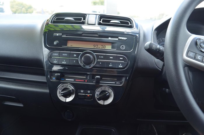 2015 Mitsubishi Mirage ES