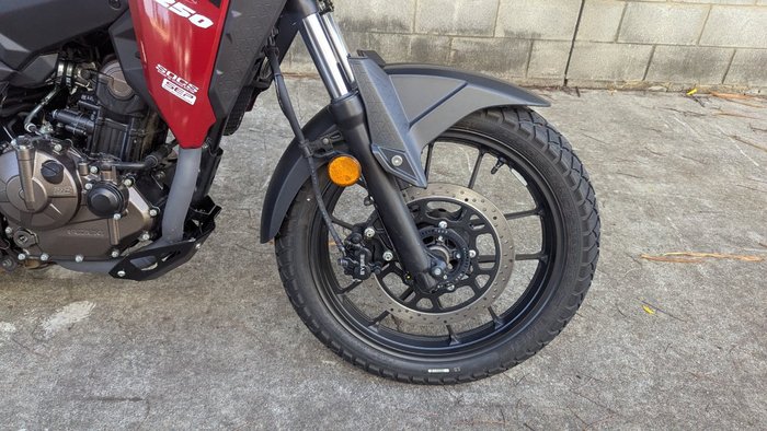 2025 Suzuki V-STROM 250SX (DS250RL) Red