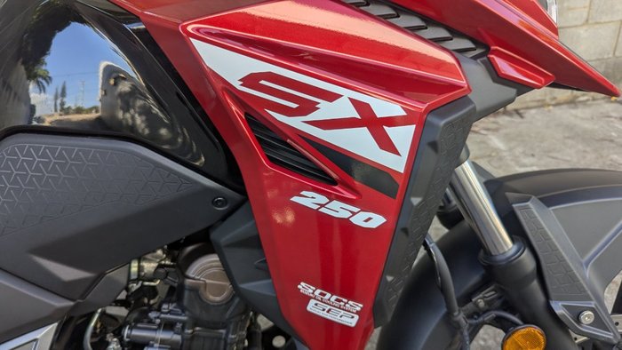 2025 Suzuki V-STROM 250SX (DS250RL) Red
