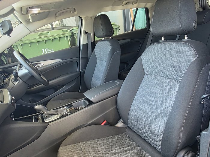 2019 Holden Commodore LT