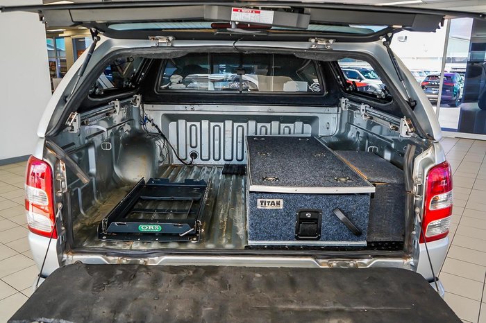 2016 Mitsubishi Triton GLS