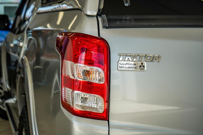 2016 Mitsubishi Triton GLS