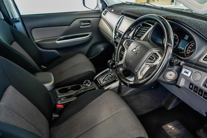 2016 Mitsubishi Triton GLS