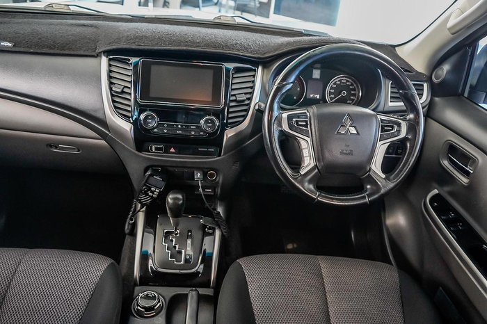 2016 Mitsubishi Triton GLS