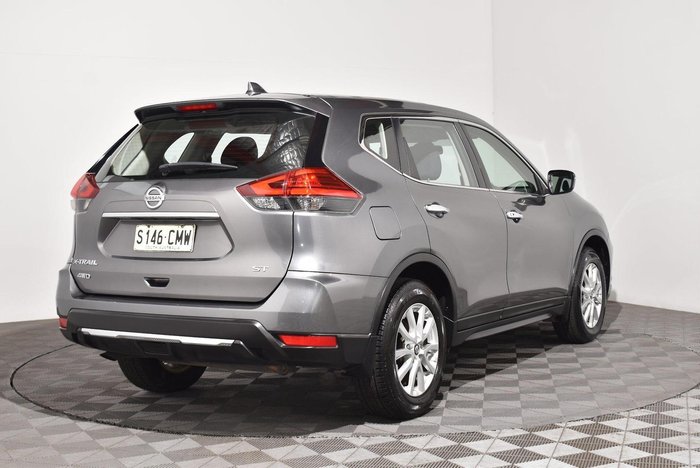 2018 Nissan X-TRAIL ST