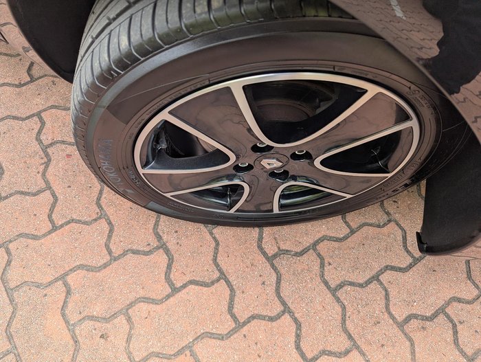 2015 Renault Clio Expression IV B98 Diamond Black