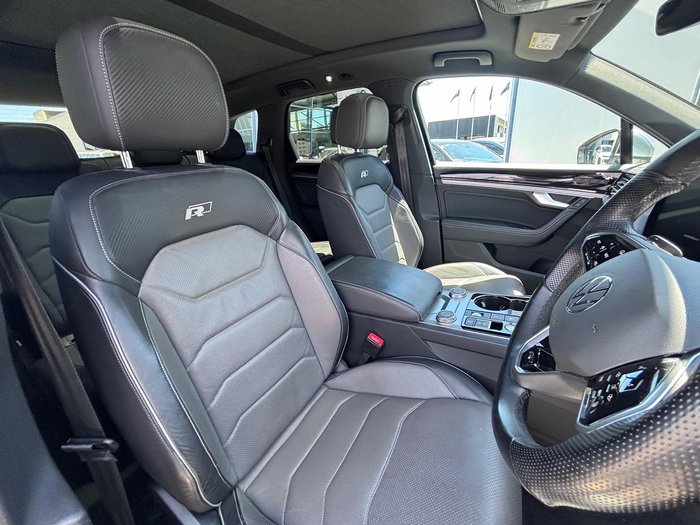 2020 Volkswagen Touareg 210TDI R-Line