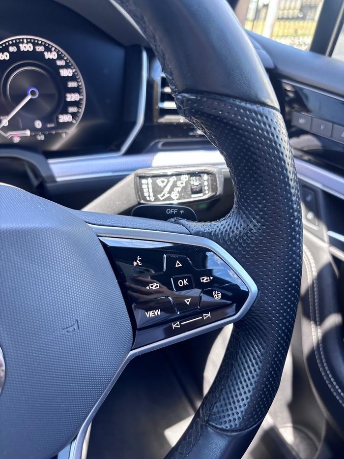 2020 Volkswagen Touareg 210TDI R-Line