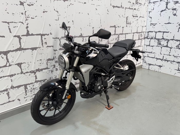 2019 Honda CB300R (CB300RA) CB300 Black