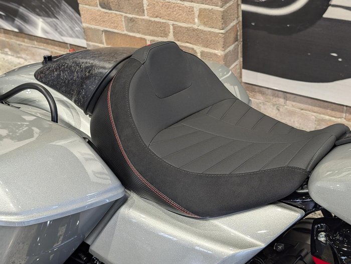 2025 Harley-Davidson CVO Road Glide ST 121 (FLTRXSTSE) Touring Silver