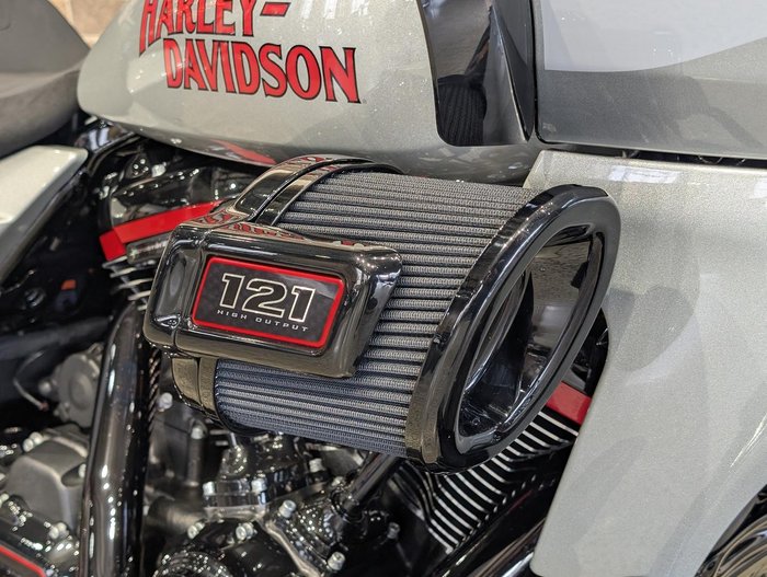 2025 Harley-Davidson CVO Road Glide ST 121 (FLTRXSTSE) Touring Silver