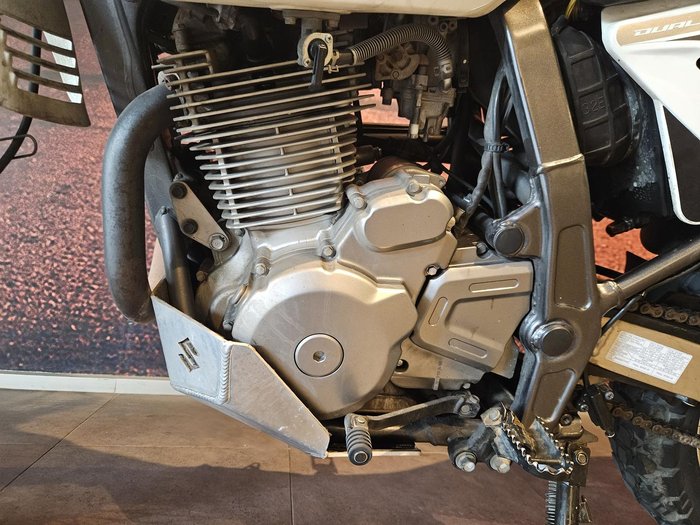 2017 Suzuki DR650SE DR White