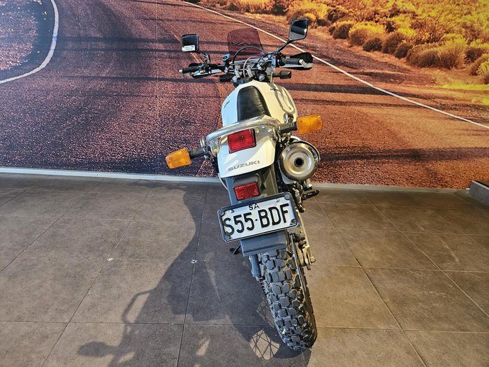 2017 Suzuki DR650SE DR White