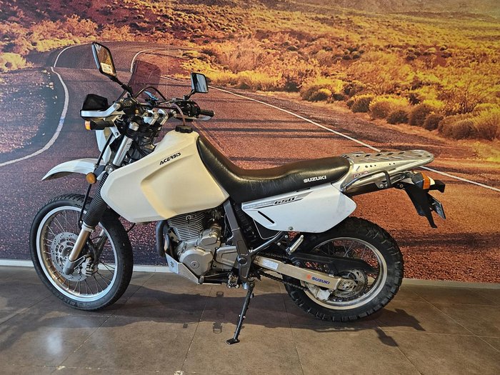 2017 Suzuki DR650SE DR White