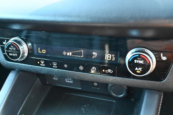 2023 Mitsubishi Outlander Black Edition ZM MY24