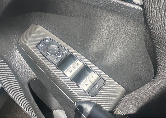 2022 Mitsubishi Outlander LS