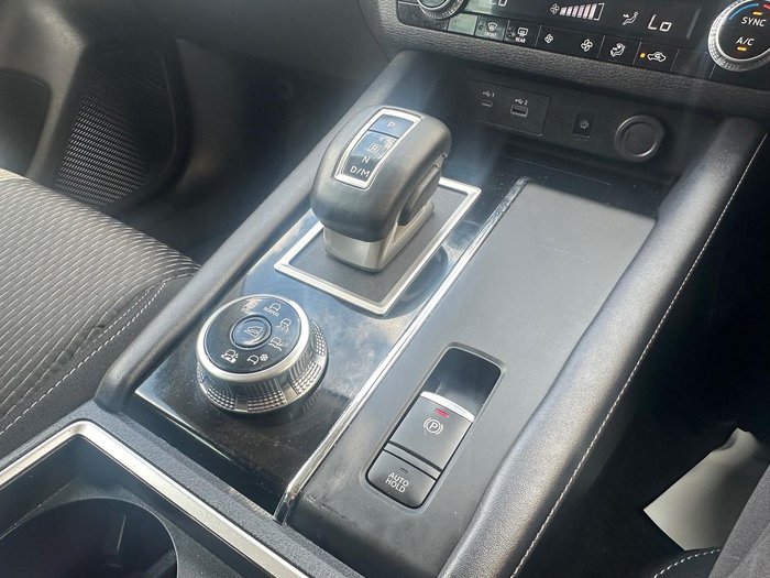 2022 Mitsubishi Outlander LS