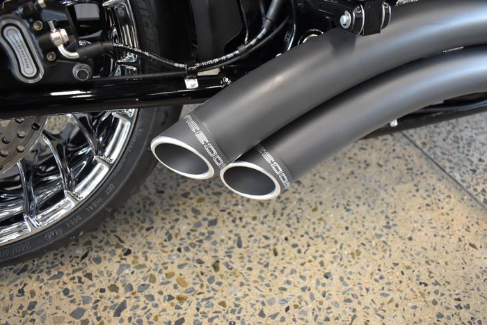 2025 Harley-davidson FXBR BREAKOUT (117) VIVID BLACK